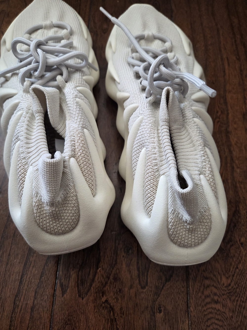 Authentic Yeezy 450 Pale Cream Knit Sneakers - Picture 4 of 9